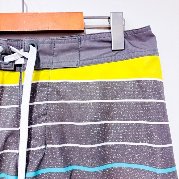 BAD BONES – Green & grey striped board shorts | Summer beach | Size 30 * - Picture 3 of 7